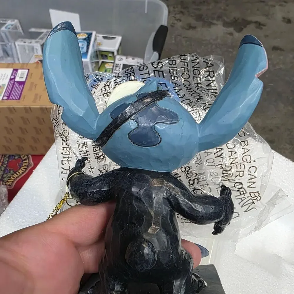 Jim Shore Disney Skeleton Stitch Halloween Glow In The Dark SIGNED Figure